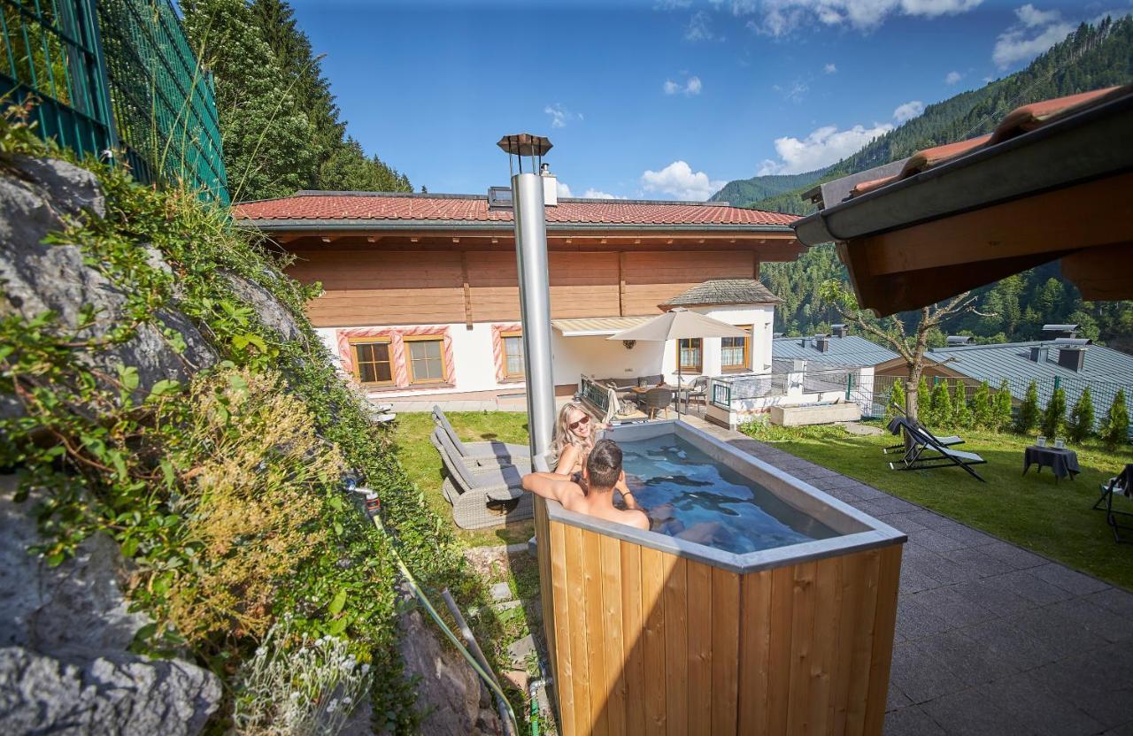Holiday Lodge Frei & Wild Viehhofen Exterior foto